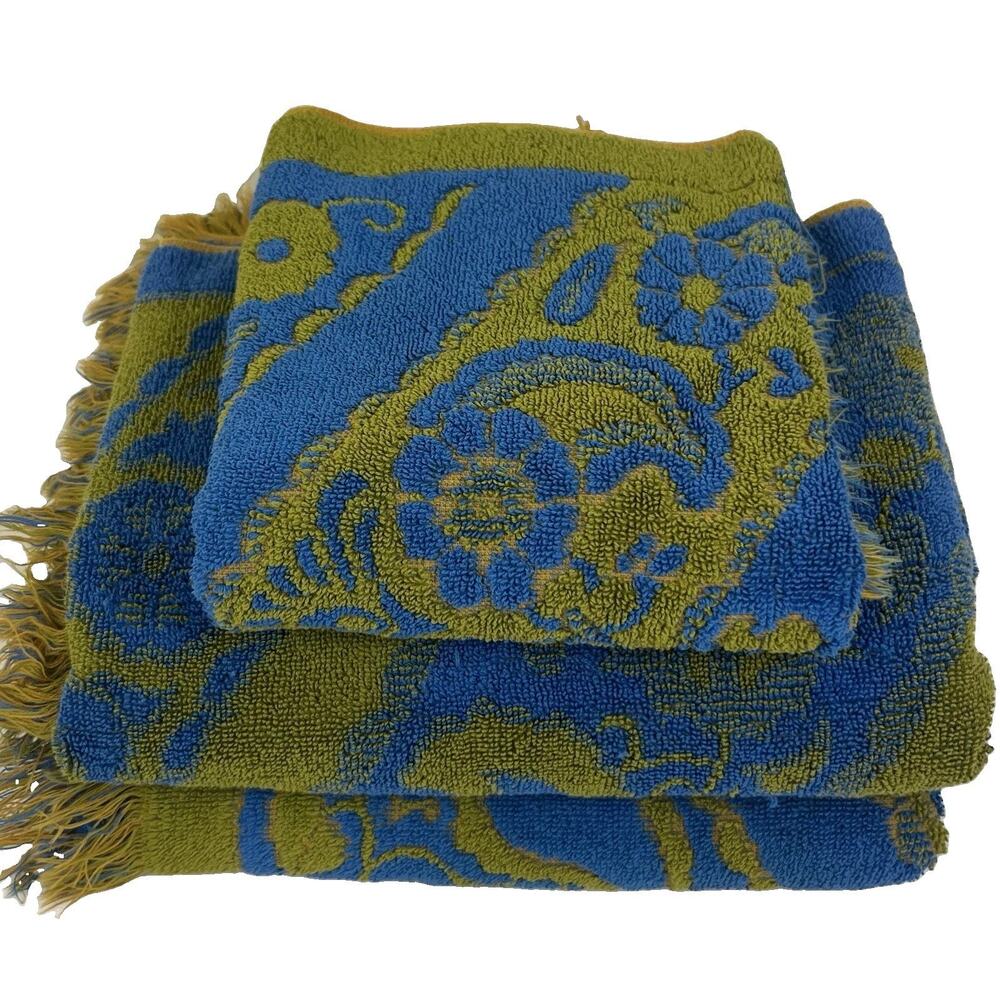 Stevens Utica Vintage 1970s 3-Piece Bath Hand Towel Set Paisley MCM Groovy
